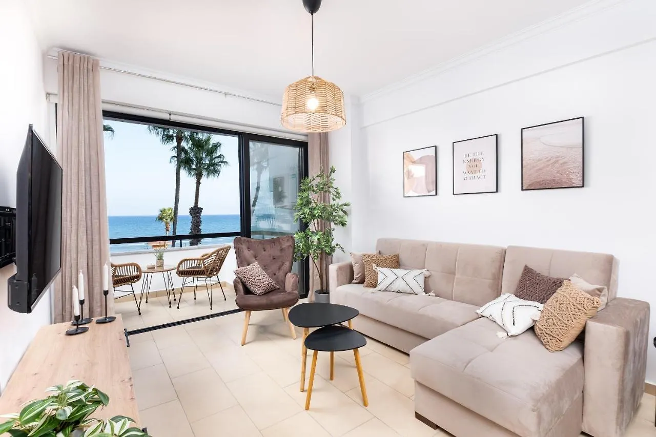 Quattro Beachfront Sea View Ap 206 Larnaca